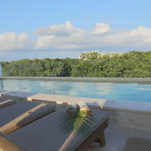 Blanco Adults Only *** Tulum